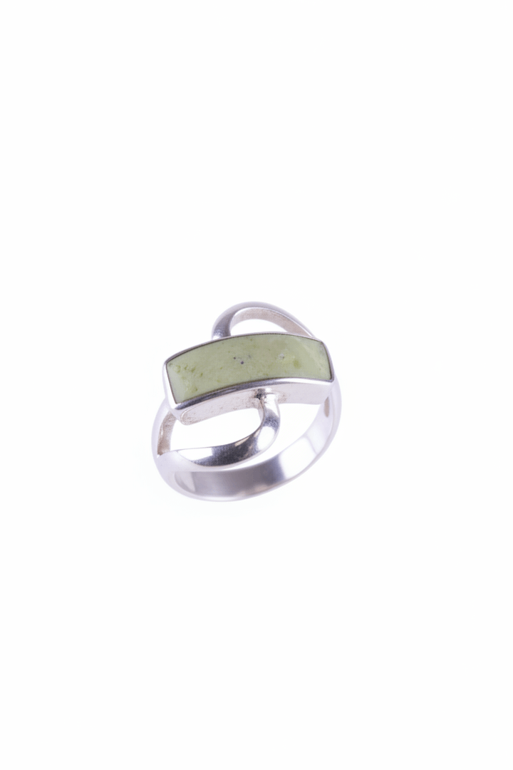 ring 024