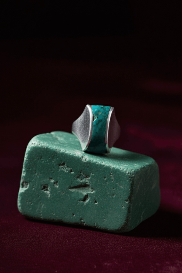 ring 028