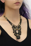Conjunto Negro Dorado, Collar Obscura
