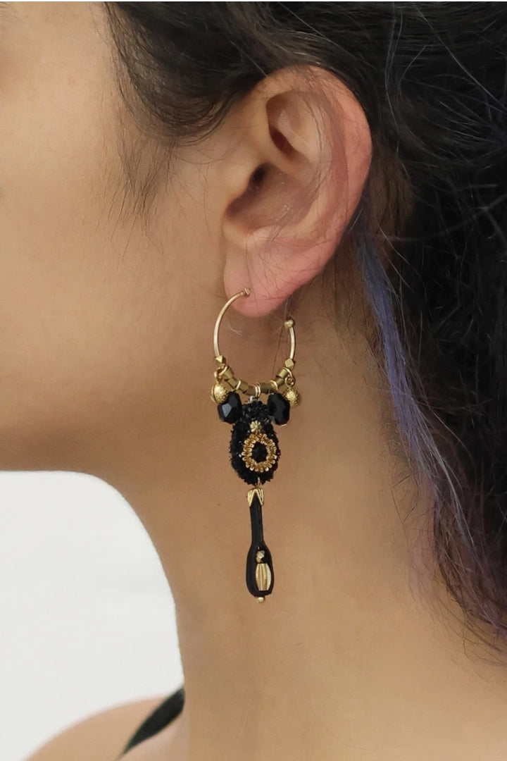 Gilded Black Set, Orzia Earrings
