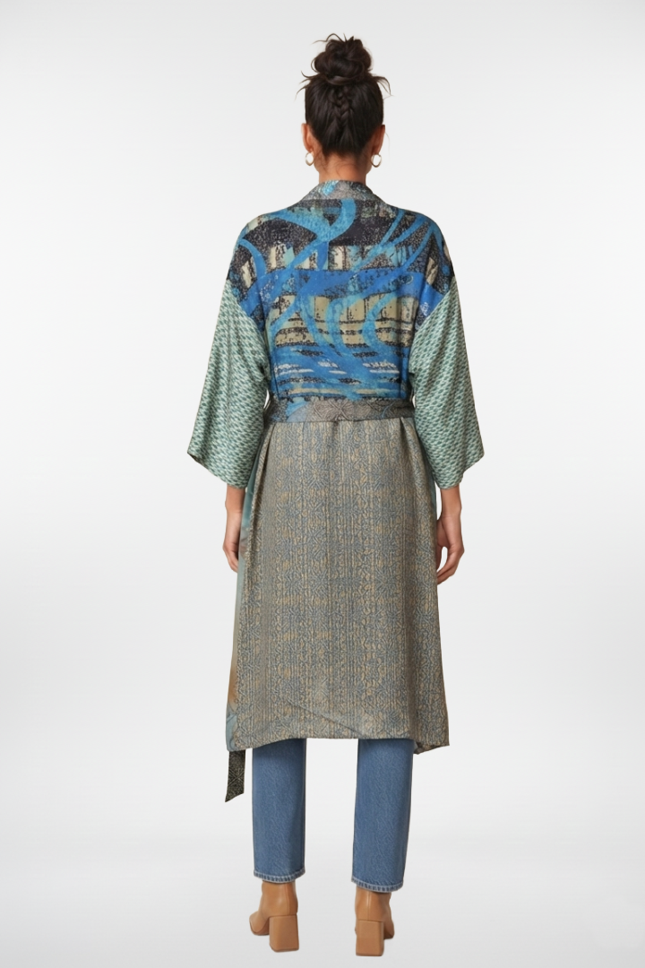 Gratitude Kimono Elevated- Classic Sleeves