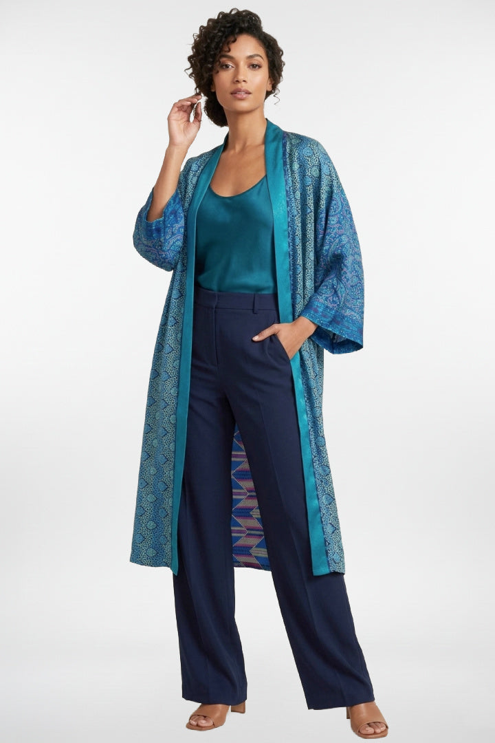 Kimono Hillside de talle alto y mangas anchas.