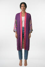 Kimono Hillside de talle alto y mangas anchas.