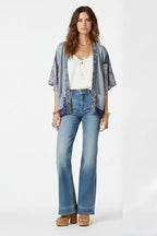 Kimono elegante de estilo chaqueta.