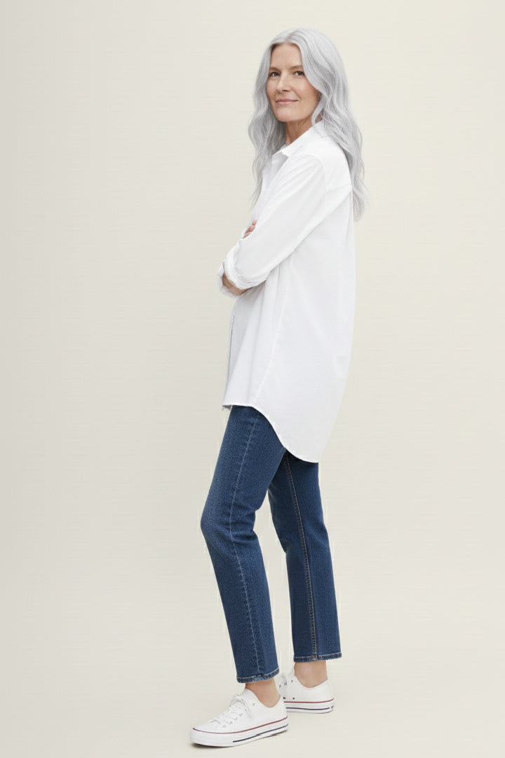 Long-sleeved blouses