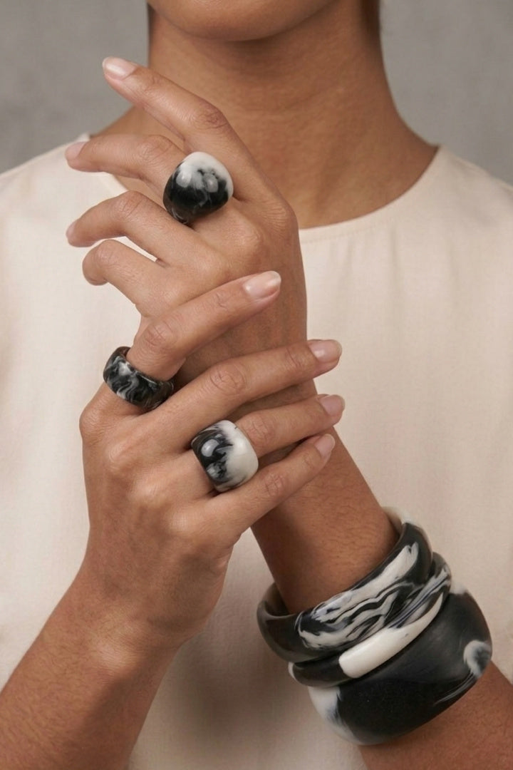 Mixed Rings Black & White