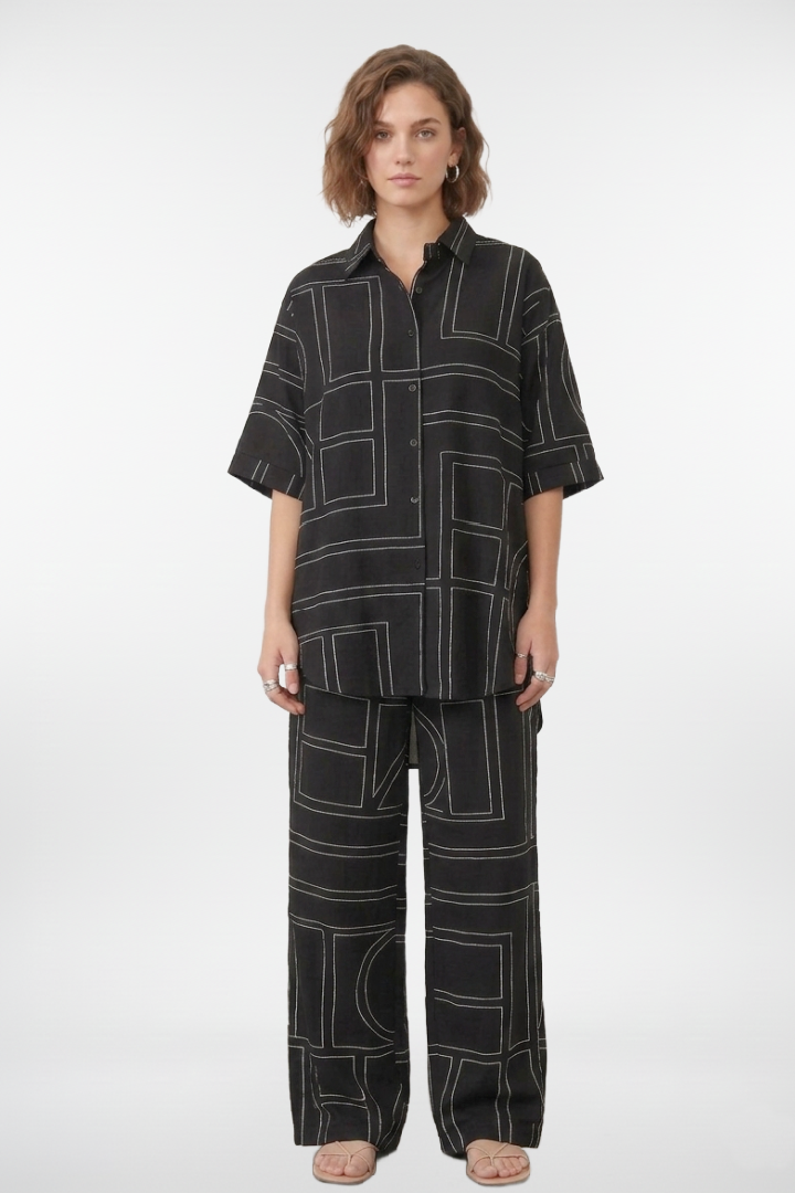 Modern Lines Two-Piece Set