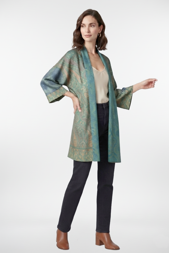 Kimono Sereno de Estilo Elevado y Tradicional