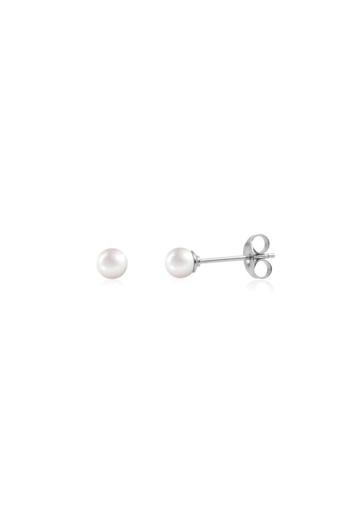 Shell Pearl Stud Earrings