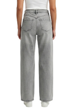 The Stripe Moon Dust Grey