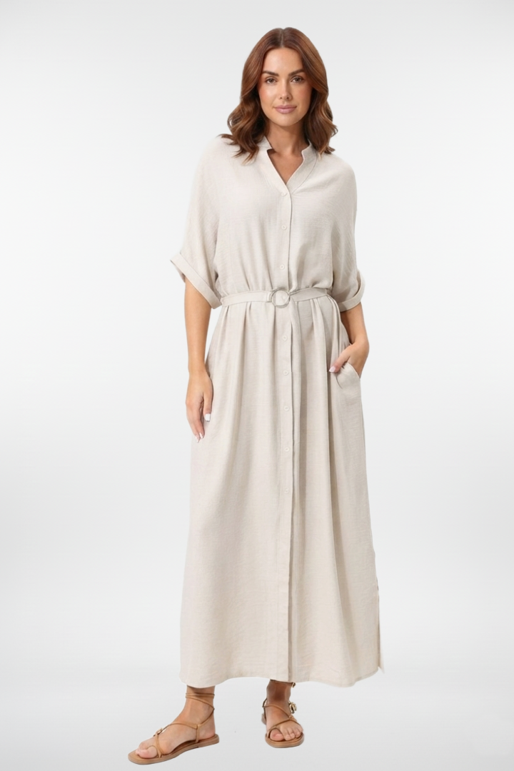 Vestido camisero de elegancia atemporal