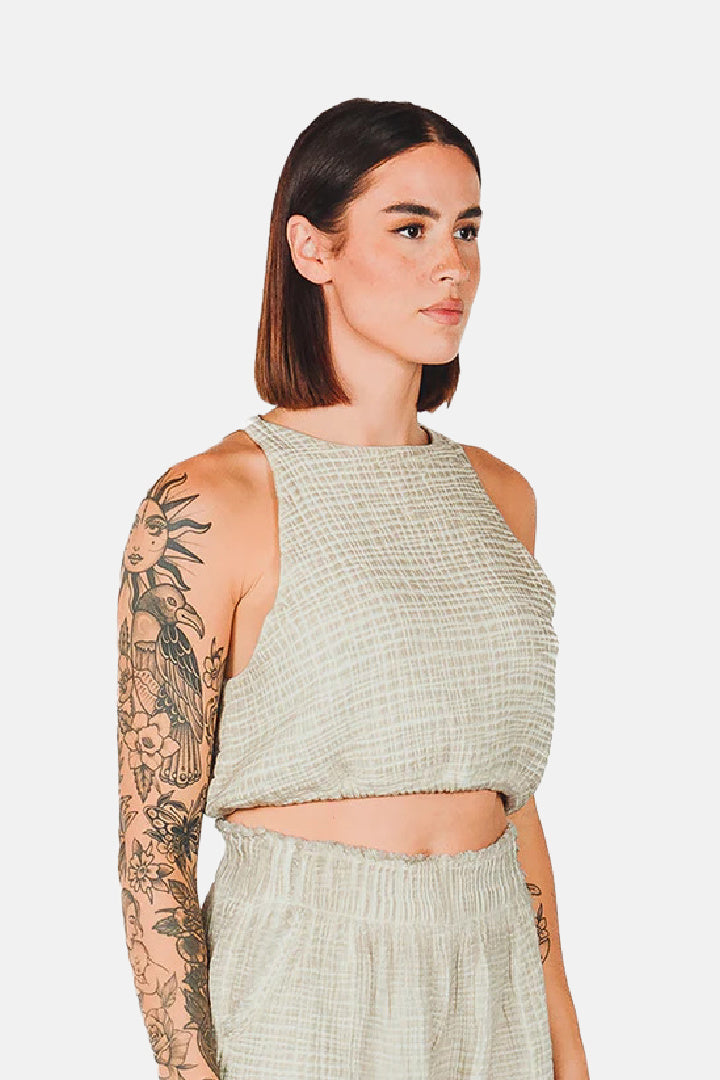Gray Crinkle Keyhole Tank Top